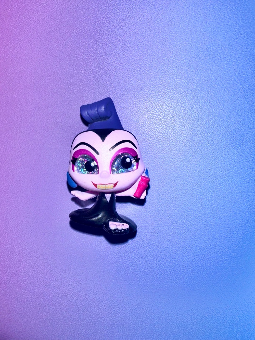 yzma (emperors new groove) ~ ultra rare — disney doorables: series 10